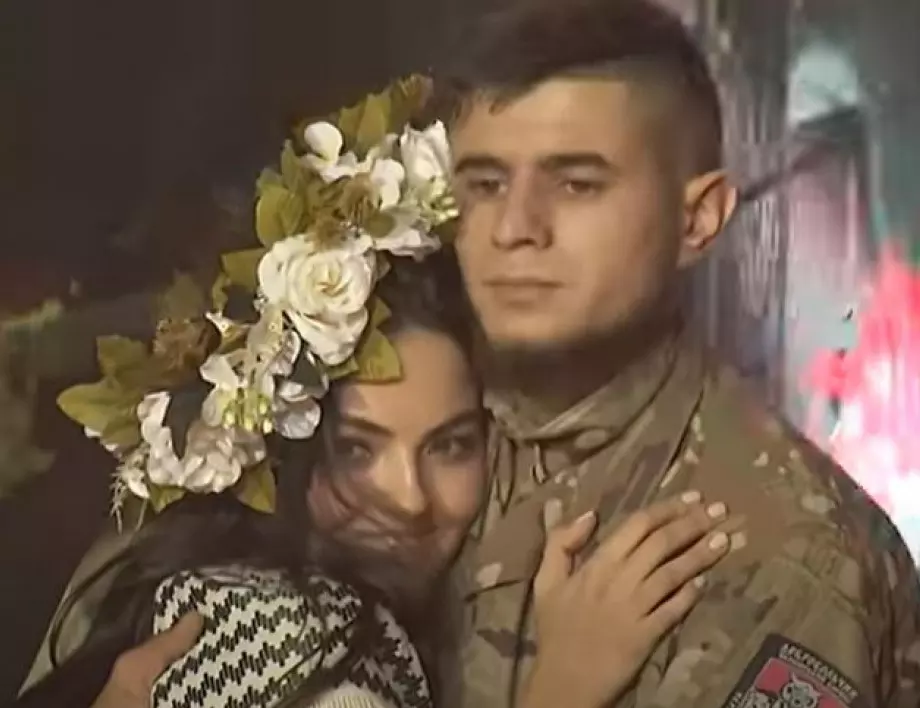 Любимата на загиналия украински боец Да Винчи публикува трогателен спомен с техен танц (ВИДЕО)