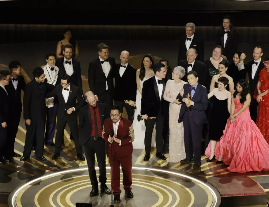 Тотален триумф на "Всичко навсякъде наведнъж" със 7 статуетки "Оскар"