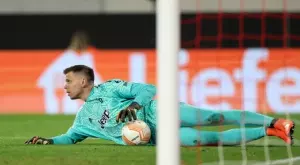 Ювентус издирва вратар с ниска заплата, заплю си двама, а Шчесни ще е аут