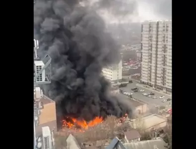 Огнена епидемия в Русия продължава: Гори сградата на ФСБ в Ростов (ВИДЕО)