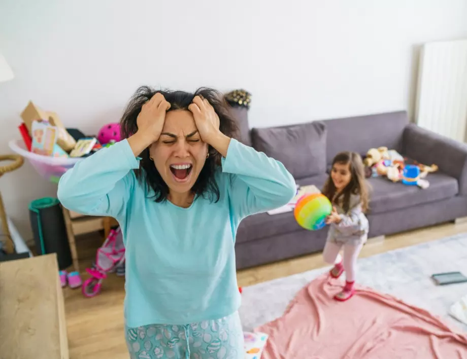 Нов тренд сред майките: Снимай мръсния си дом - покажи реалността (ВИДЕО)