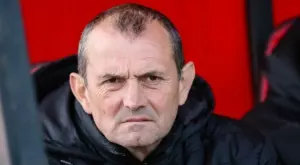 {{ otherArticle[0].article.title }}