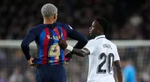 Араухо стори нещо, което не бяхме виждали в Ел Класико през този век! 