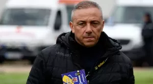 {{ otherArticle[0].article.title }}