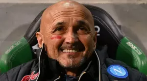 Провалил се с гръм и трясък през миналия сезон ще наследява Спалети в Наполи