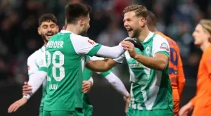 На фона на спекулациите за раздяла: Категоричен отговор - остава ли Илия Груев в Бундеслигата?