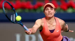 {{ otherArticle[0].article.title }}