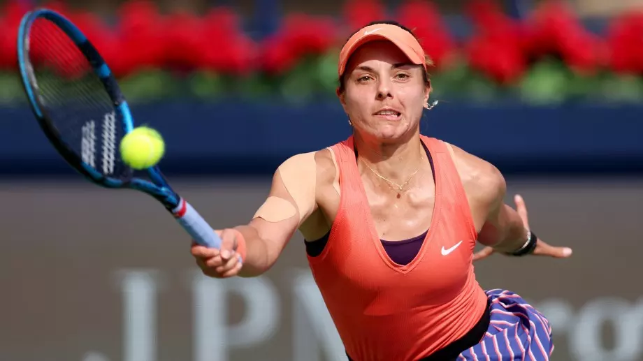 Виктория Томова се смъкна със 7 места, 19-годишната Денислава Глушкова записа рекордно класиране в новата ранглиста на WTA