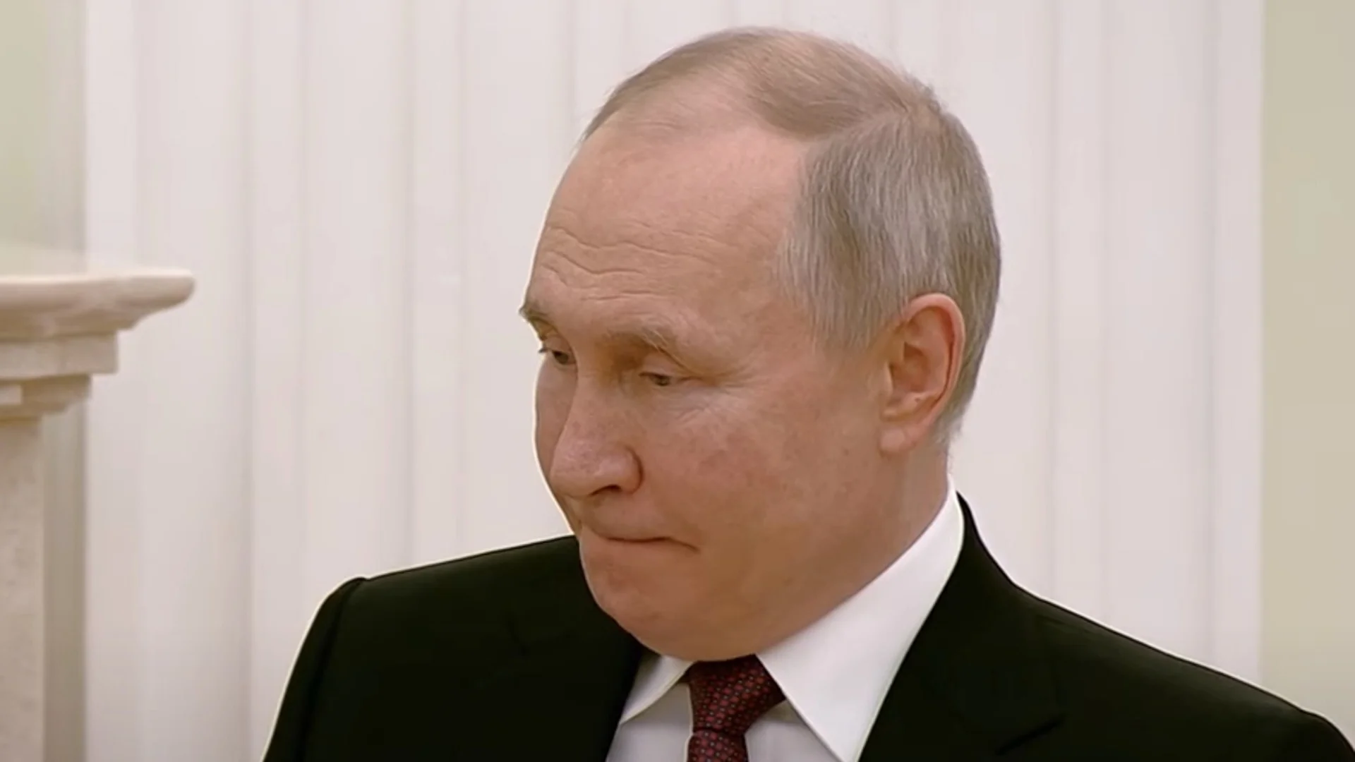 Русия възражда тоталитарния стил на военно управление 