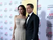 Анджелина Джоли иска среща с приятелката на Брад Пит