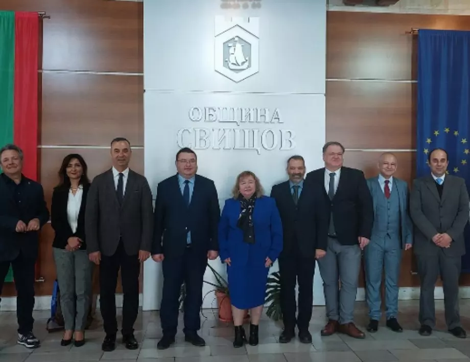 Кметът на Свищов посрещна гости от университети в шест държави