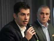 Кирил Петков разказа на бургазлии историята за ГКПП „Капитан Андреево“