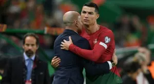 {{ otherArticle[0].article.title }}