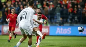 Сърбия триумфира в дербито с Черна гора, жокерът Влахович  изведе „плавите“ на върха в нашата група (ВИДЕО+СНИМКИ)