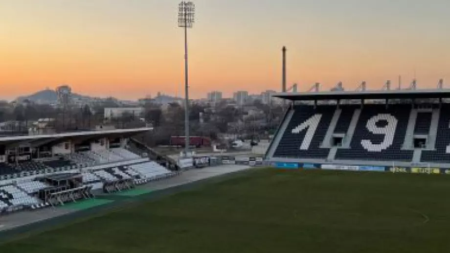Кошмарът за Локомотив Пловдив продължава: ВАС удари строежа на стадиона 