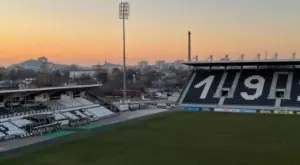 Реконструкцията на "Лаута" налага допълнителни ремонти, за да играе Локомотив Пловдив