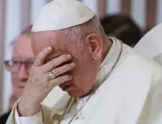 Състоянието на папа Франциск се подобрява