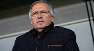 {{ otherArticle[0].article.title }}