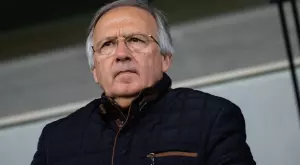 Георги Дерменджиев готви куп промени в Лудогорец още срещу Фенербахче