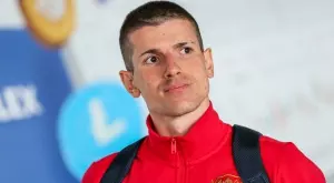 Ексклузивно: Атлетико Мадрид си уреди румънец, Рапид Букурещ поиска Даниел Наумов на негово място