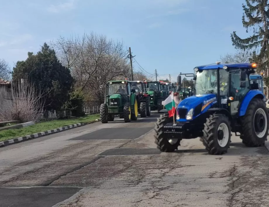Земеделци отново на протест, блокират пътища