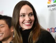 Анджелина Джоли се среща с 44-годишен милиардер (СНИМКИ)