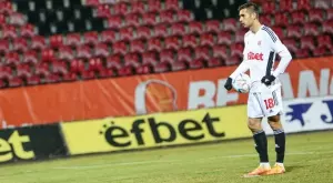 Чочев играл с температура срещу Лудогорец, Найденов заяде "Биби" по този повод