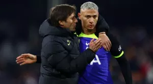 "Беше точно обратното" - Ричарлисон се ядоса на слуховете и обясни за Антонио Конте