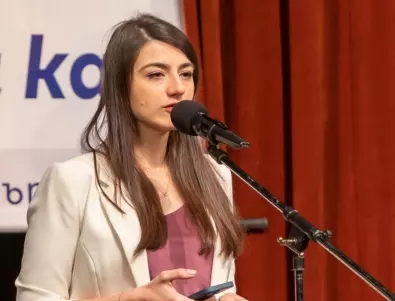Лена Бориславова остава депутат засега. ЦИК отхвърли молбата ѝ