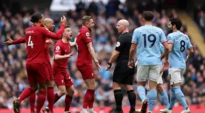 Могат ли "другите" от Лондон да спрат двата най-добри отбора в Англия? 