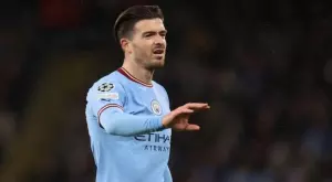 {{ otherArticle[0].article.title }}