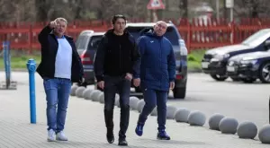 {{ otherArticle[0].article.title }}