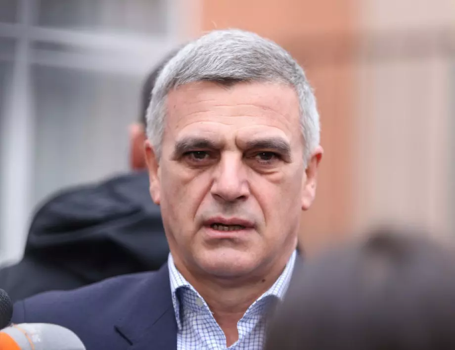 "Български възход": Радев да свика КСНС без участието на лидерите на ПП-ДБ и ГЕРБ