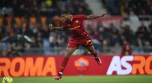 Рома се върна към победите, Вайналдум герой срещу 10 от Сампдория (ВИДЕО)	