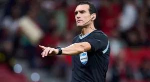 И Барса, и Реал са беснели срещу решения на съдията на Ел Класико довечера