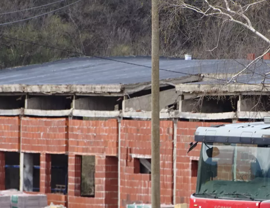 Работник загина на строежа на затвора в Дупница (СНИМКИ)