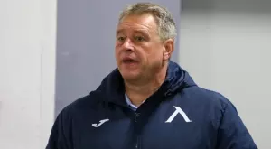 {{ otherArticle[0].article.title }}