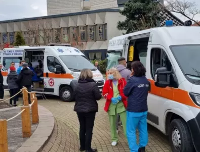 Болница на открито за Световния ден на здравето в Бургас (СНИМКИ)