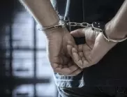 Двама българи задържани в акция на френската полиция срещу детската порнография