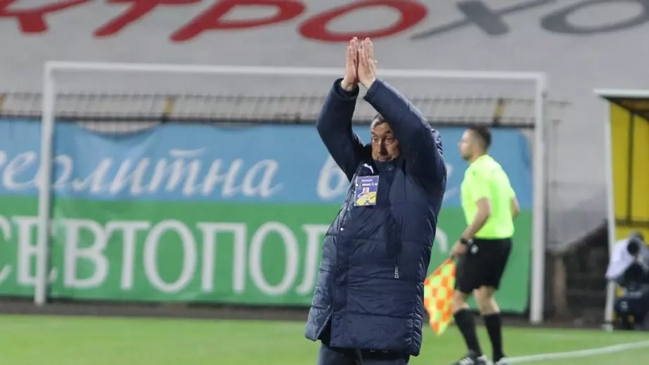 Станимир Стоилов опитал да вземе играч на Лудогорец под наем в Левски, но срещнал категоричен отказ