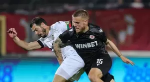 {{ otherArticle[0].article.title }}