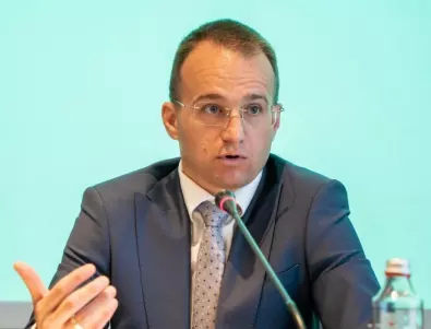 Симеон Славчев: Всички партии в Парламента да сезират Конституционния съд за подмяната на вота
