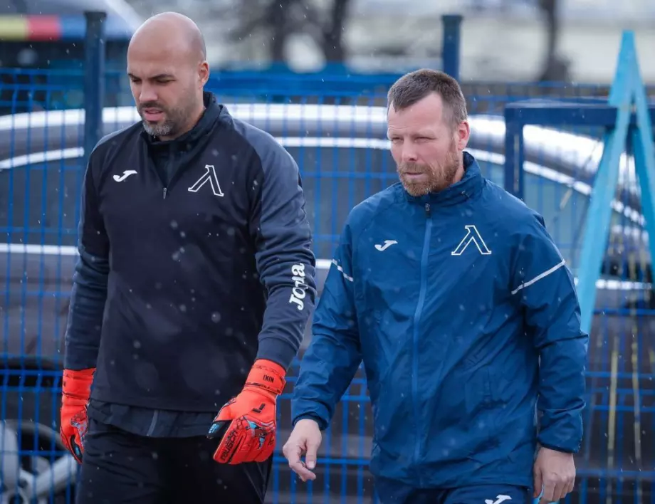 Нов проблем за Левски преди дербито с ЦСКА: Капитанът на "сините" се контузи