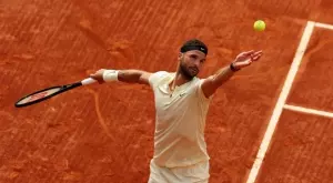 {{ otherArticle[0].article.title }}