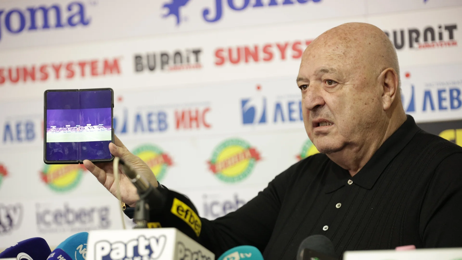 Венци Стефанов: Само ограничен човек може да иска намаляване на отборите в Първа лига