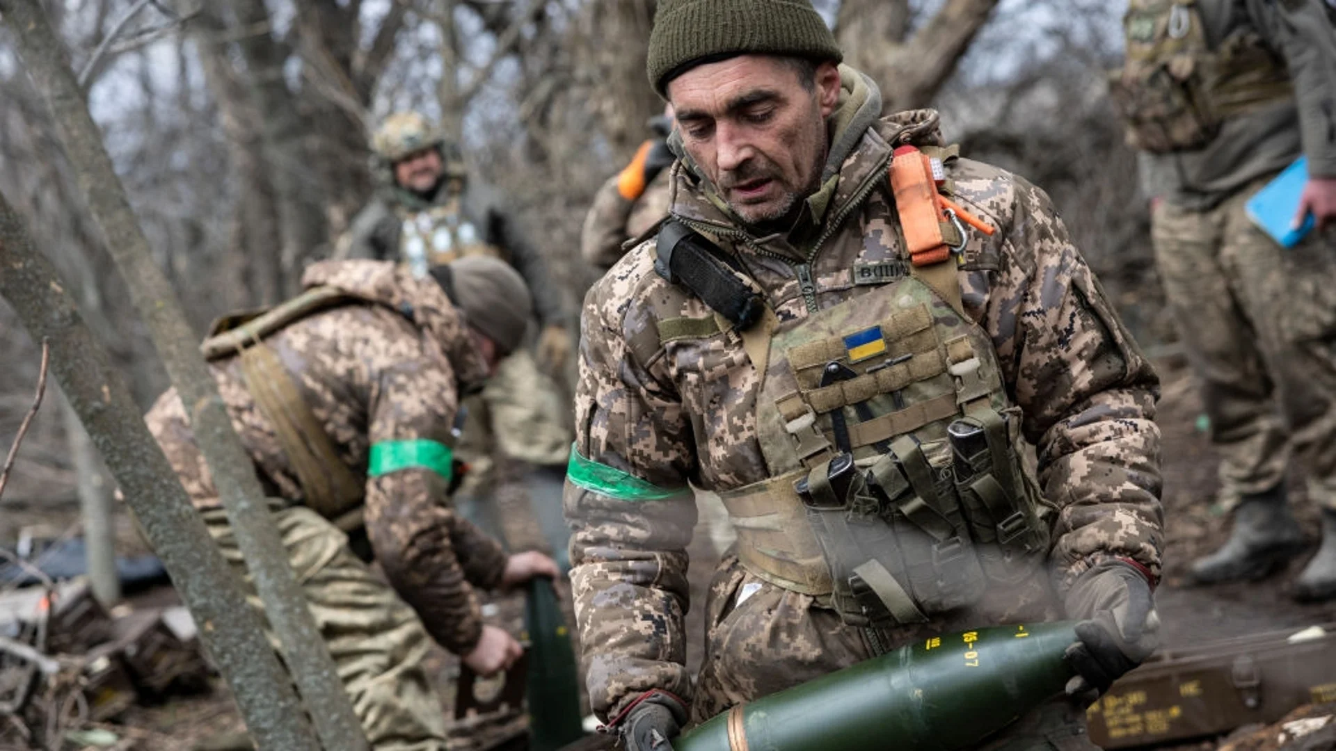 Военната помощ за Украйна от САЩ намалява. Може ли Европа да поеме щафетата?