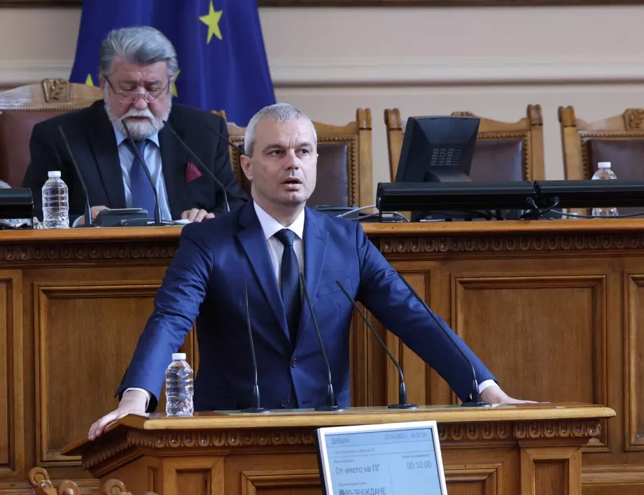 Костадинов се оплака от кампания срещу "Възраждане" и избирателите ѝ (ВИДЕО)
