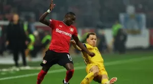 {{ otherArticle[0].article.title }}