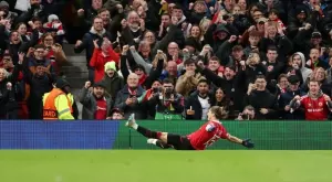 {{ otherArticle[0].article.title }}