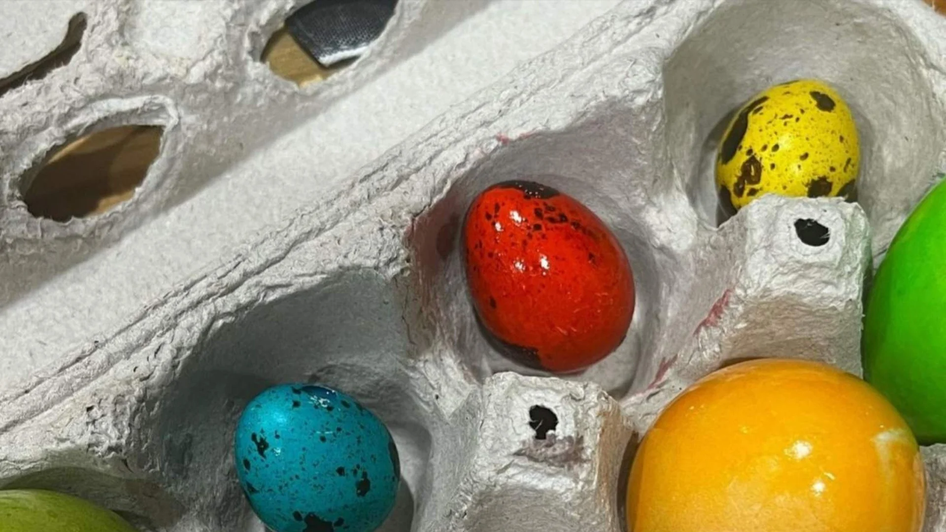 Как най-лесно се белят пъдпъдъчи яйца